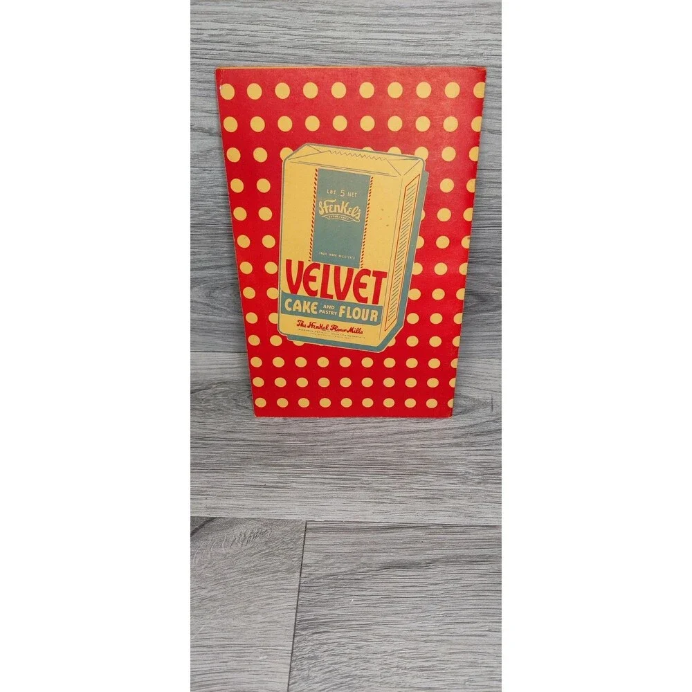 Vtg 1954 Good Things to Eat Made with Velvet Cake and Pastry Flour Recipe Bklt